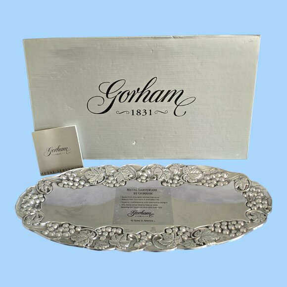 NEW Gorham Pinot Bread Tray Metal Serveware Grape Vines Silver 14.25" Long - Picture 1 of 11